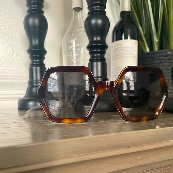 CELINE Hexagonal Polarized Sunnies BRAND NEW - Picture 3 of 7